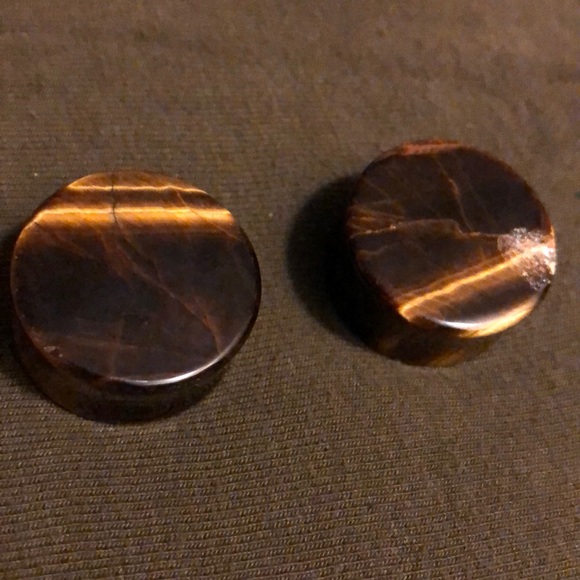 Tigers eye plugs - Picture 2 of 3